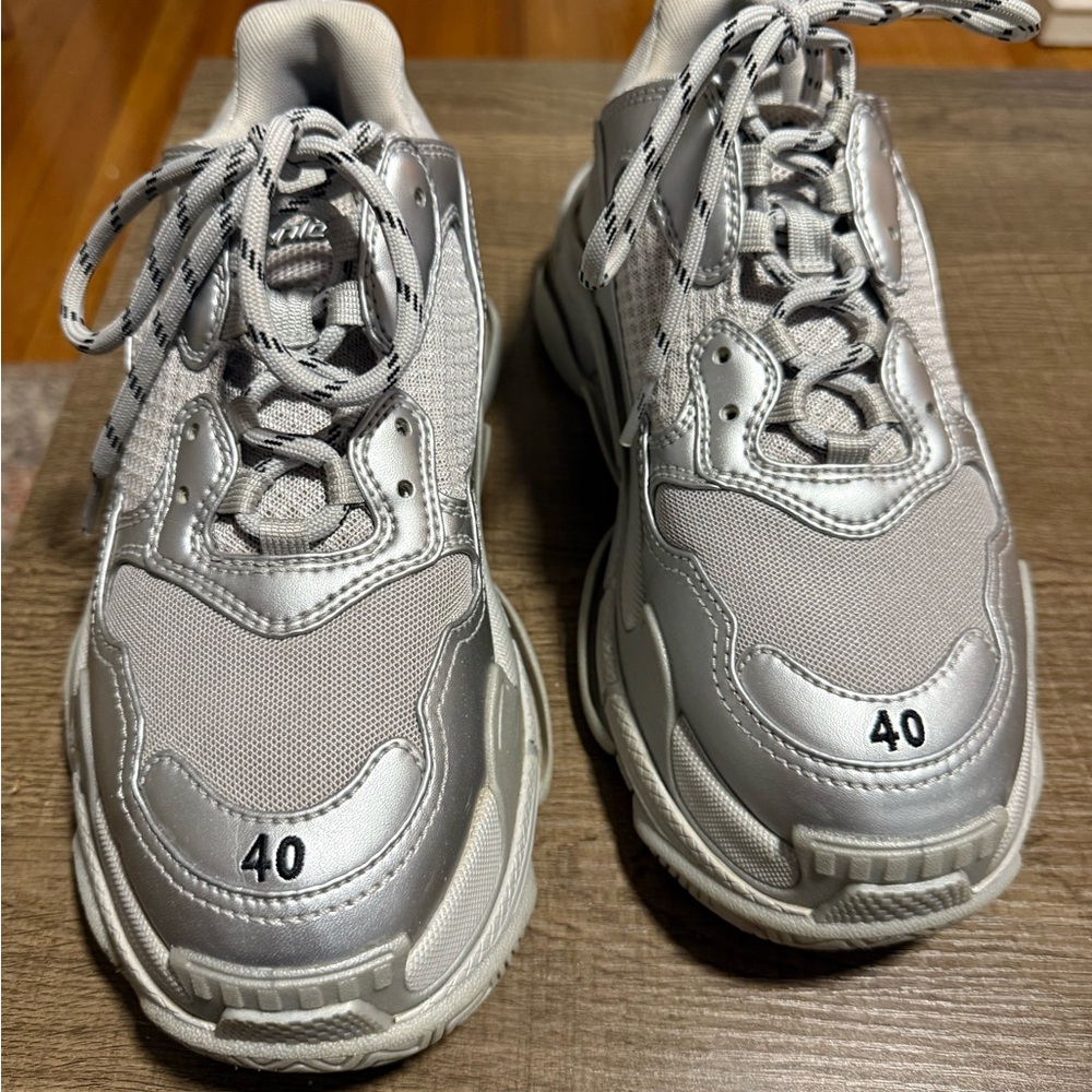 Balenciaga Triple S